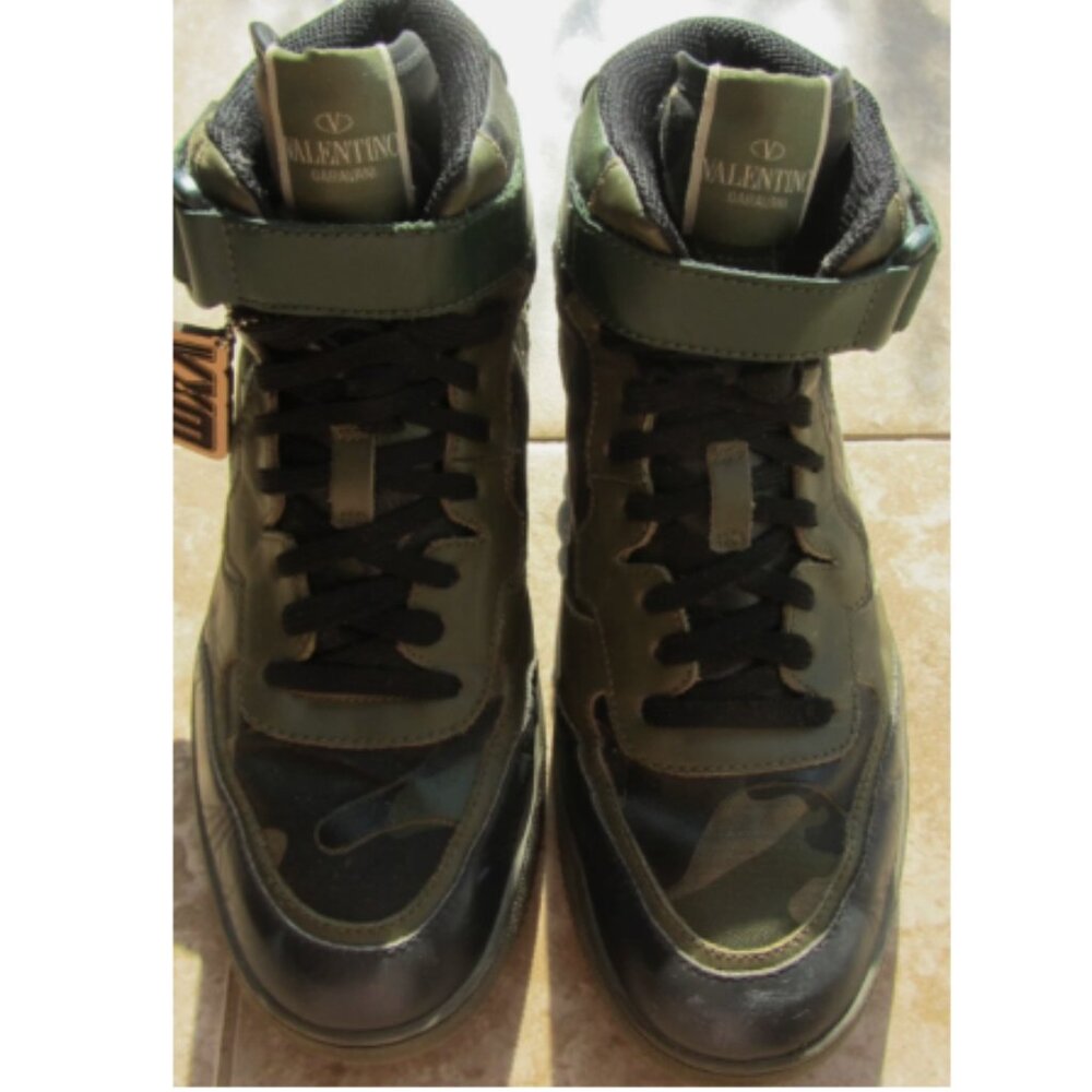 Valentino Garavani US 10 EU 44 Camouflage Leather High Top Designer Sneakers